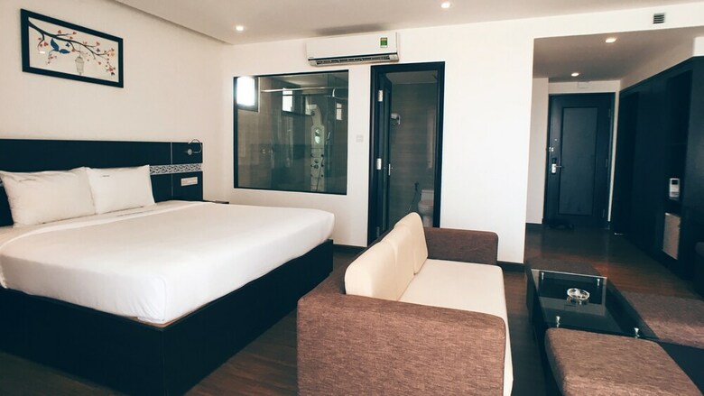 Sea Garden Hotel