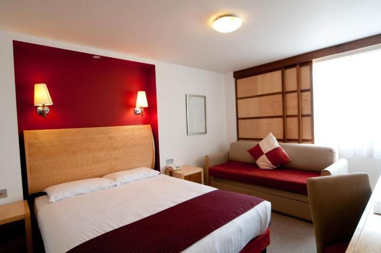 The Bell Hotel Epping