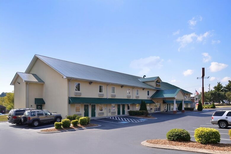 Motel Douglas Inn And Suites