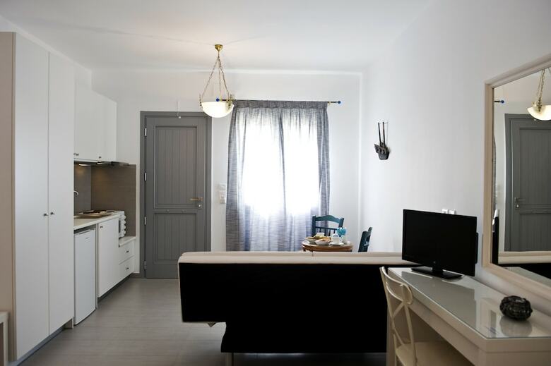 Apartamentos Tsakanos Home