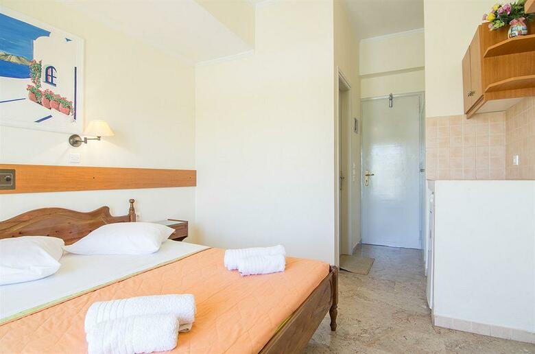 Hotel Holiday Beach Resort
