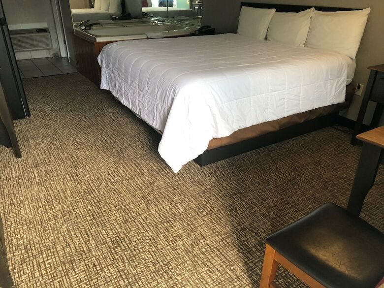 Hotel Country Town N Suites
