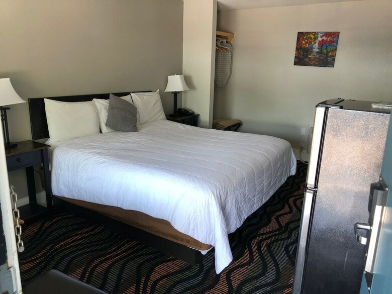 Hotel Country Town N Suites