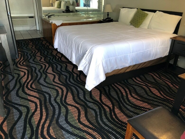 Hotel Country Town N Suites