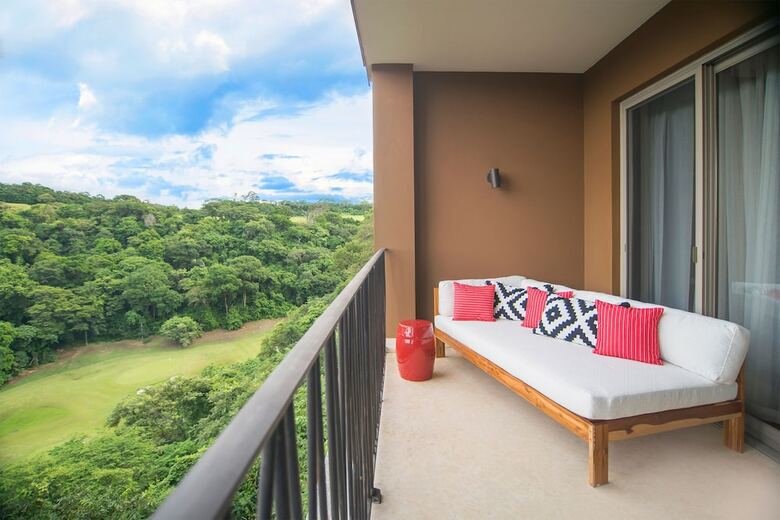 Papagayo Luxury