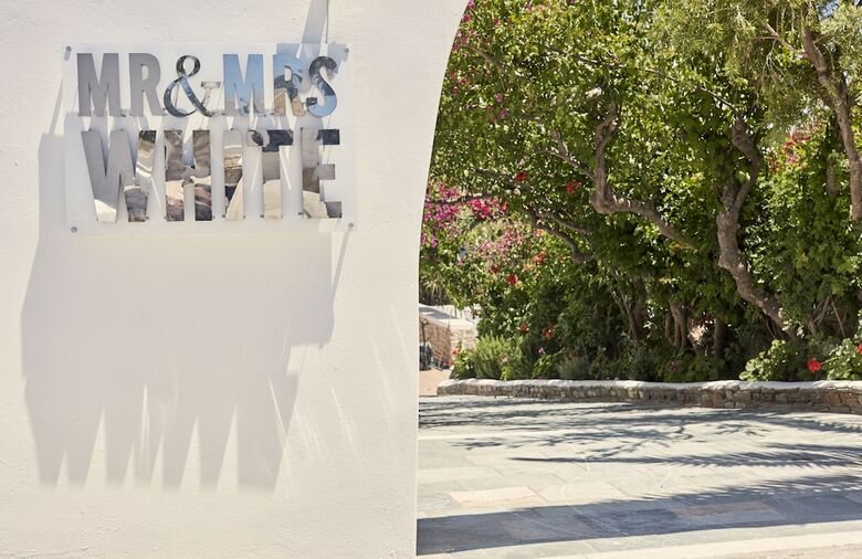Hotel Mr & Mrs White Paros