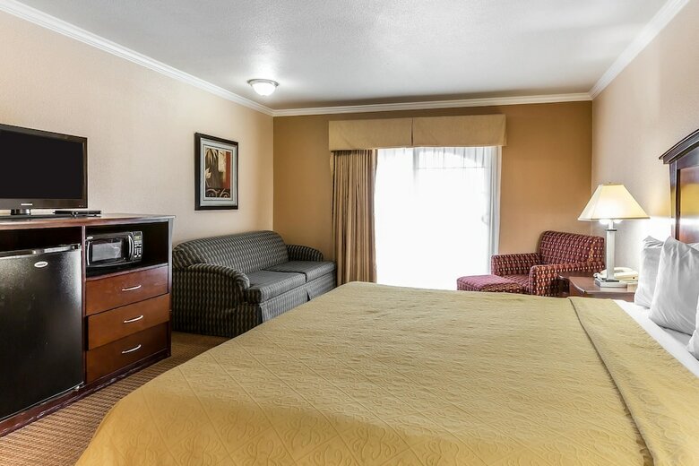 Hotel Quality Inn Near Hearst Castle
