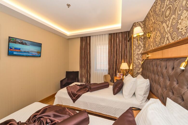 Aprilis Gold Hotel