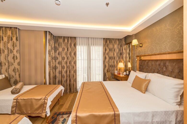 Aprilis Gold Hotel