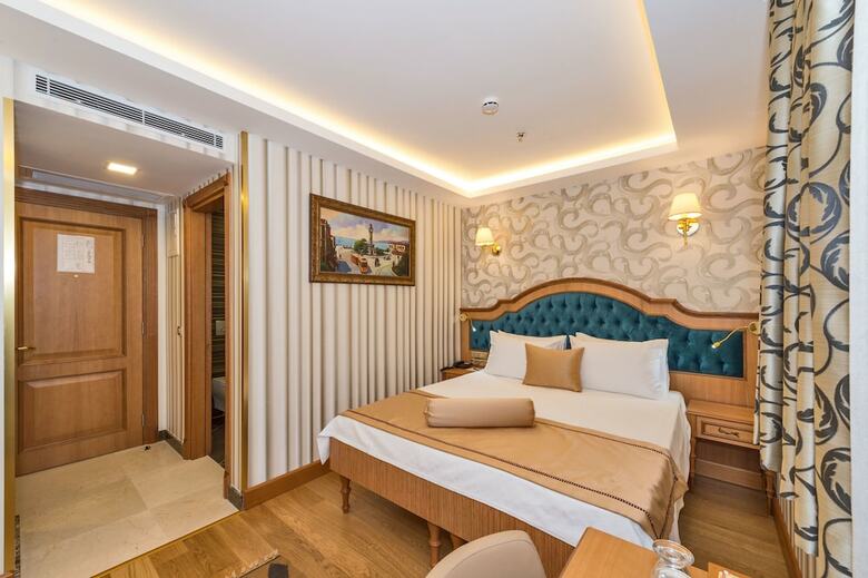 Aprilis Gold Hotel