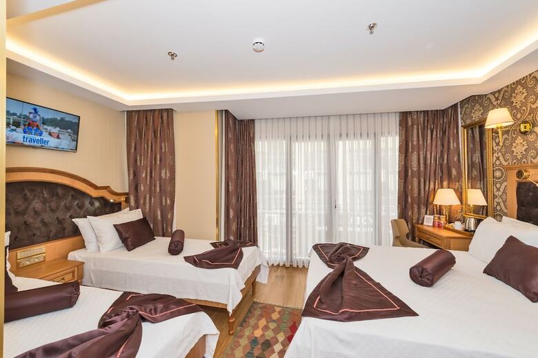 Aprilis Gold Hotel