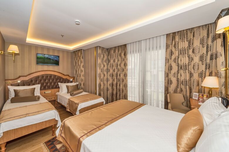 Aprilis Gold Hotel