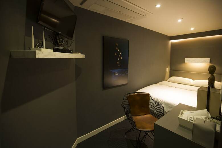 Hotel Uh Stay