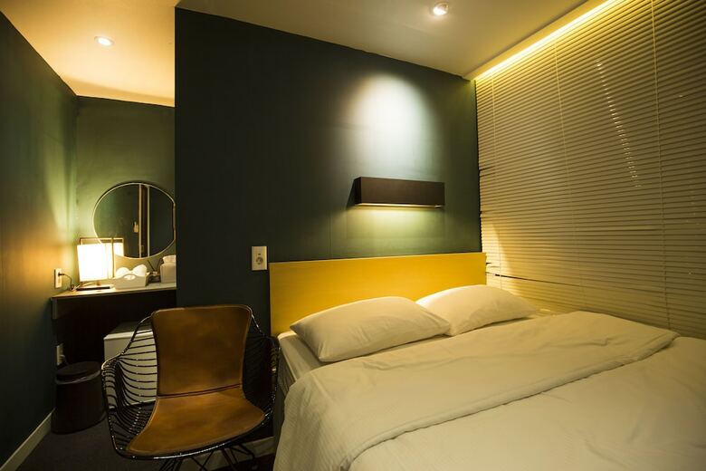 Hotel Uh Stay