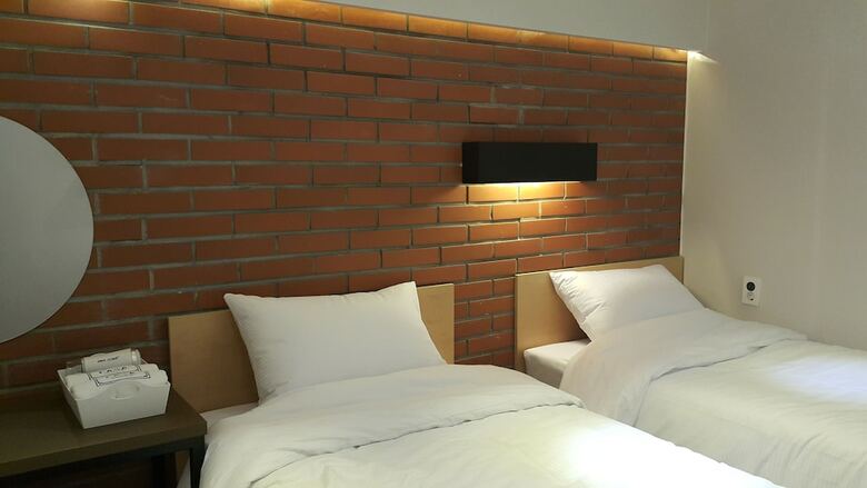 Hotel Uh Stay