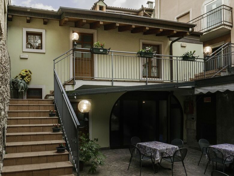 Hotel Doria