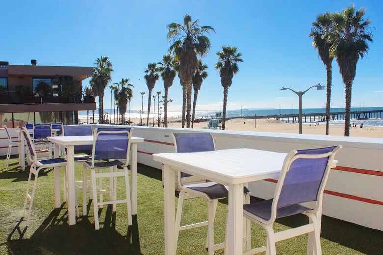Venice On The Beach Hotel