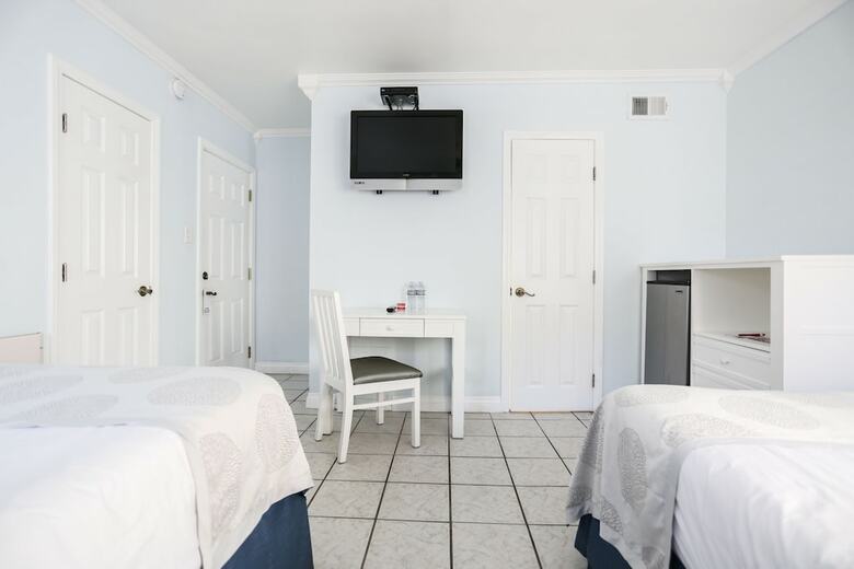 Venice On The Beach Hotel