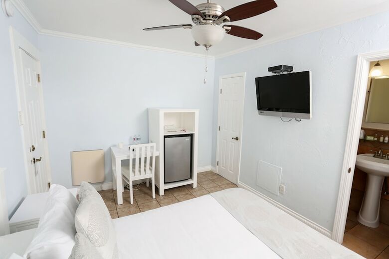 Venice On The Beach Hotel