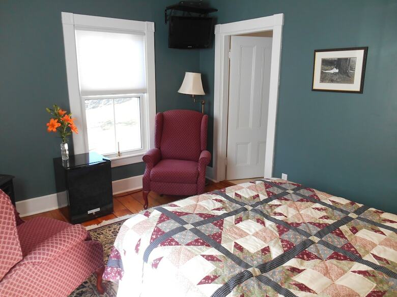 Bayberry House Bed And Breakfast