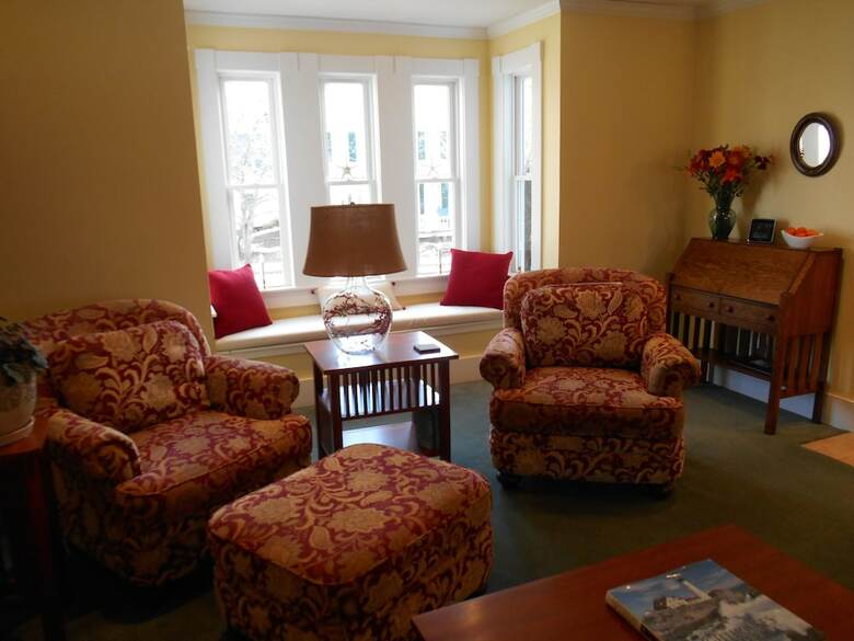 Bayberry House Bed And Breakfast