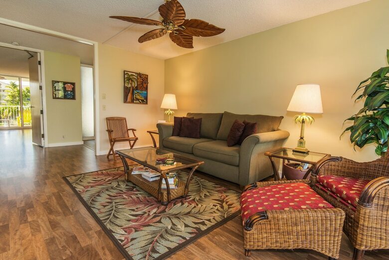 Oceanfront Realty - The Cliffs At Princeville