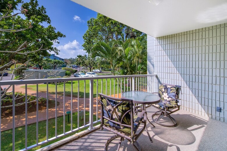 Oceanfront Realty - The Cliffs At Princeville