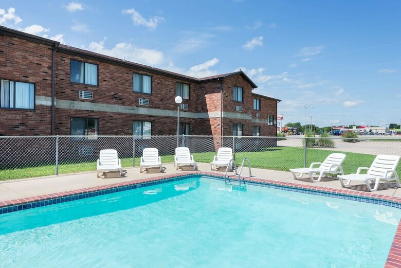 Motel Super 8 By Wyndham Independence