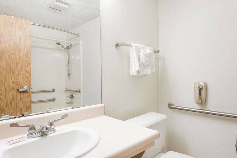 Motel Super 8 By Wyndham Independence
