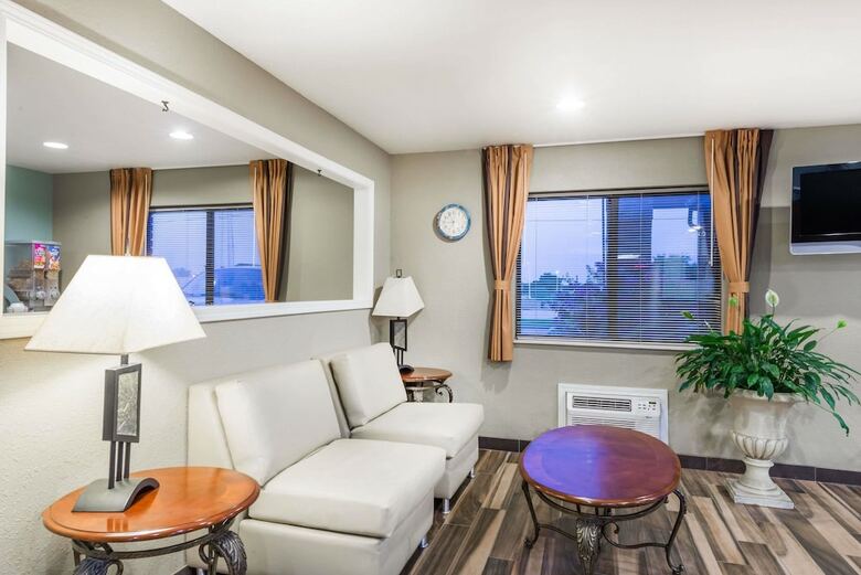 Motel Super 8 By Wyndham Independence