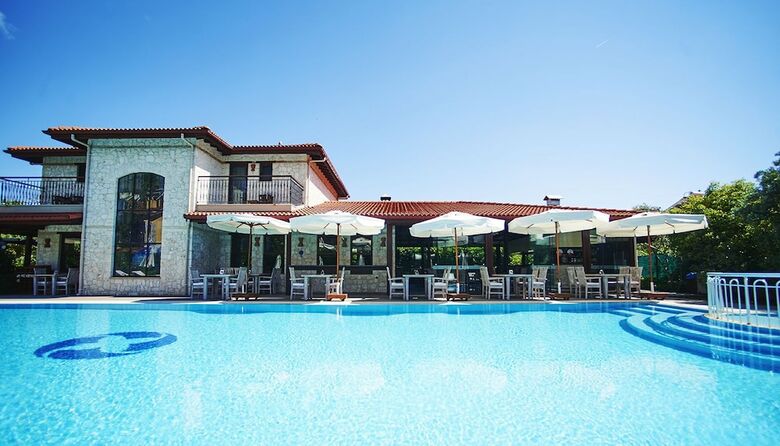 Renka Hotel & Spa