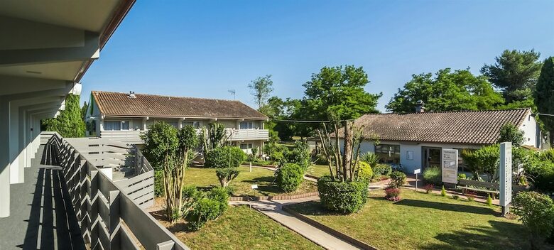 Hotel Campanile N�mes Sud - Caissargues