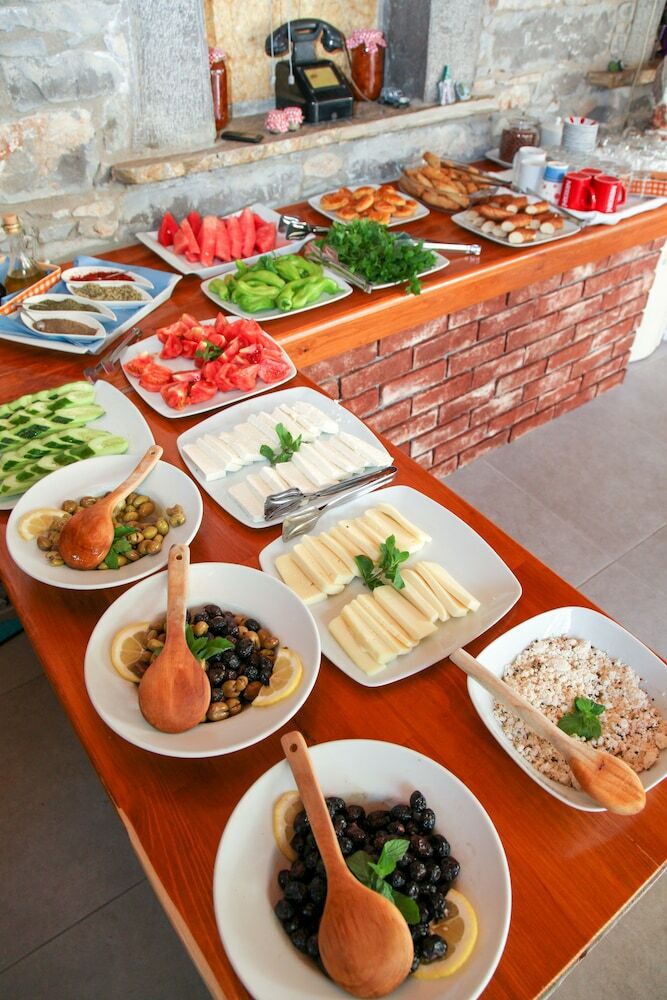 Dedeminn Garden Hotel