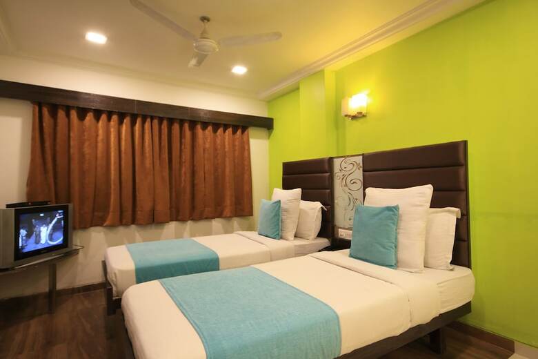Hotel Kadamb Inn