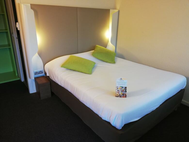 Hotel Campanile Caen Mondeville