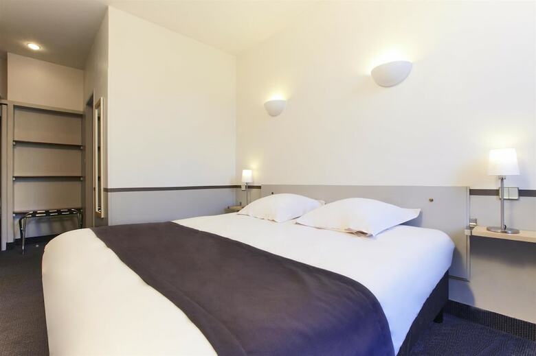 Hotel H�tel Kyriad N�mes Centre
