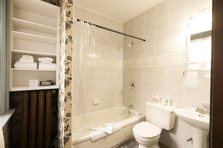 Hotel Prince Street Suites