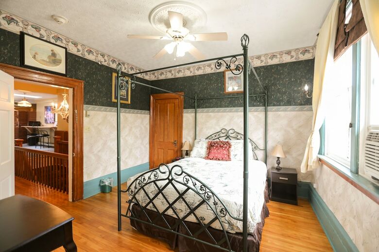 Hotel Prince Street Suites