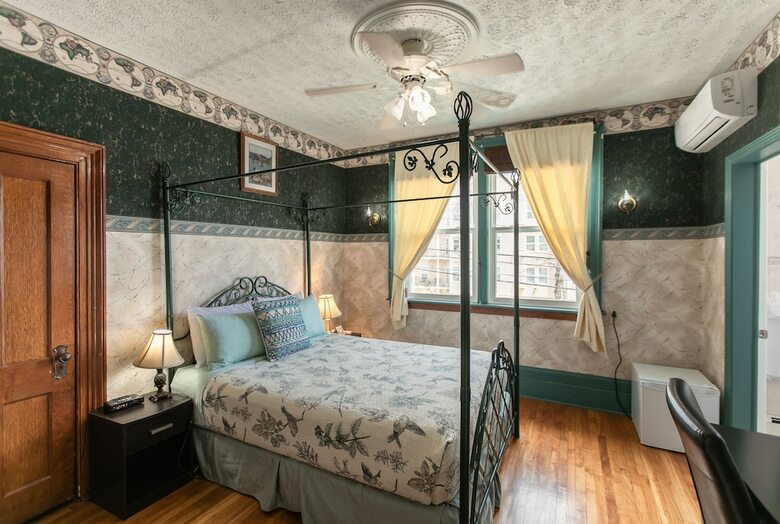 Hotel Prince Street Suites