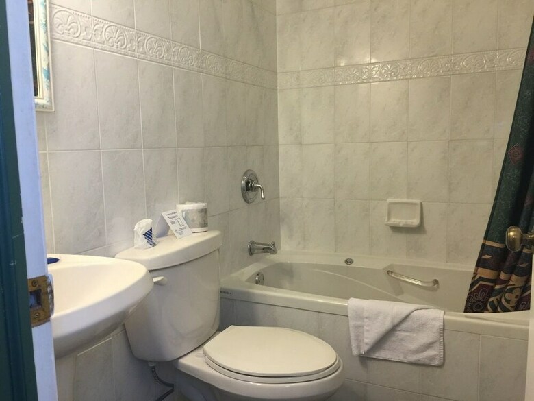 Hotel Prince Street Suites