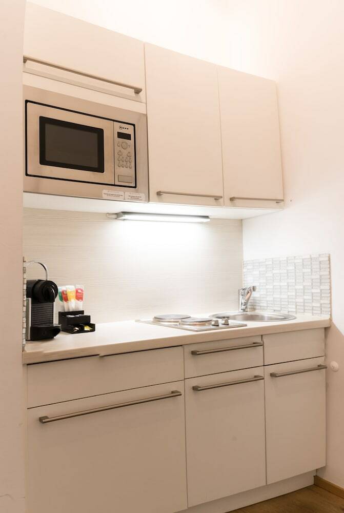 Apartamentos Helvetia Suites
