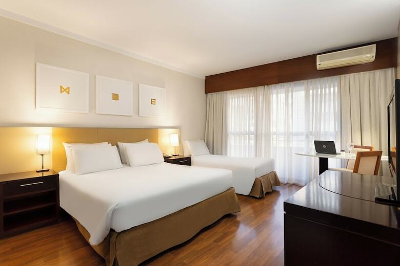 Grand Plaza Hotel