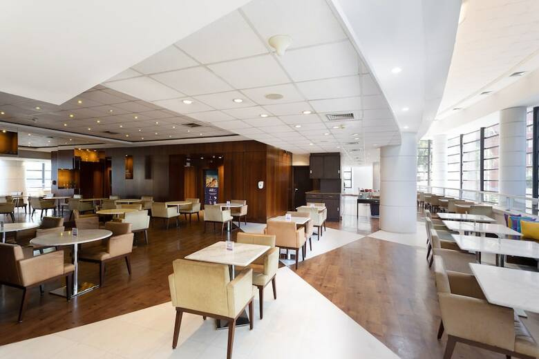 Grand Plaza Hotel