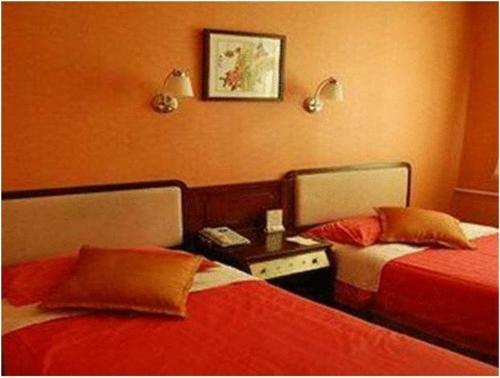 Huguosi Hotel