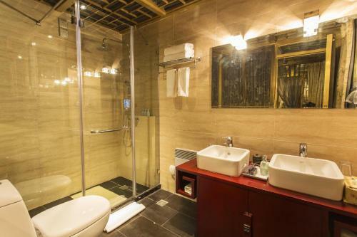 Duge Boutique Hotel