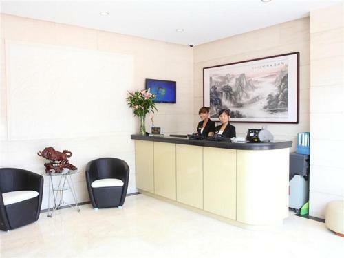 Green Alliance Beijing West Fourth Ring Beidadi Hotel
