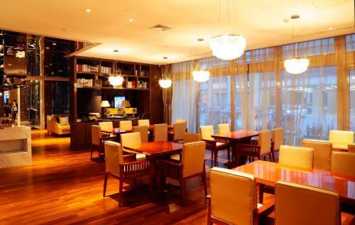 Beijing Mingyoun Central Hotel