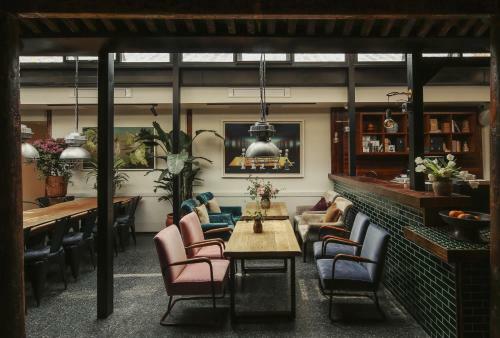 Peking Yard Hostel