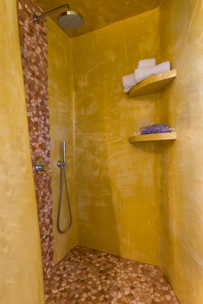 Aspronisi Luxury Villa
