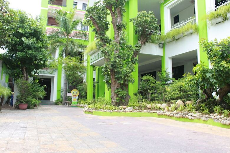 Hotel Ngoi Nha Xanh